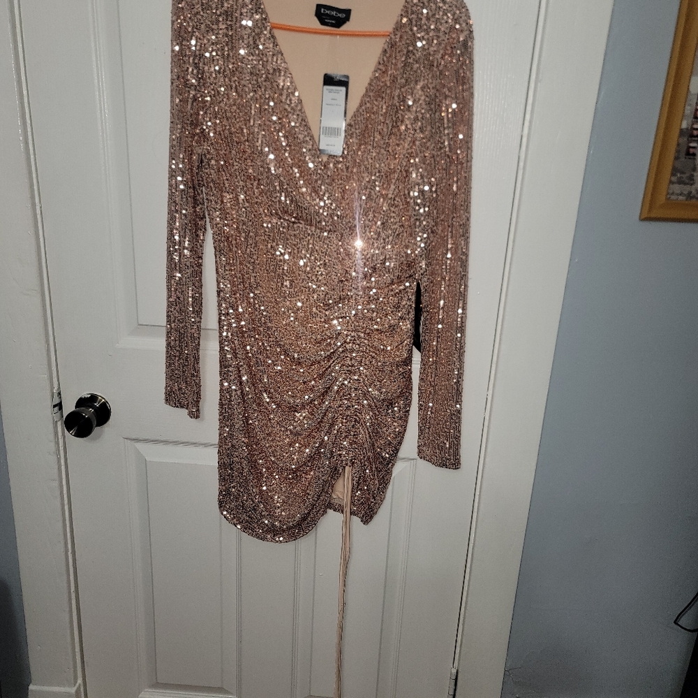 Dress - Picture 2 of 7